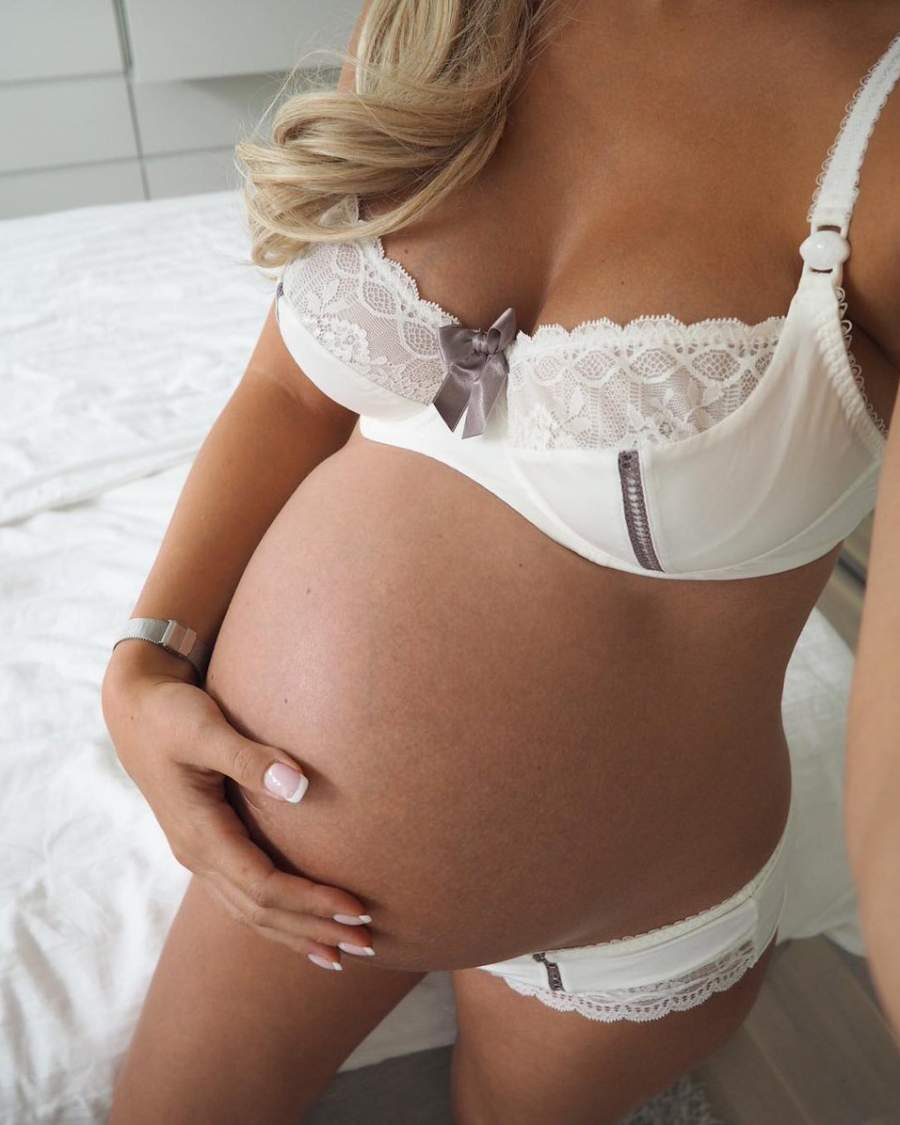 Nice thick latin pregnant webcam