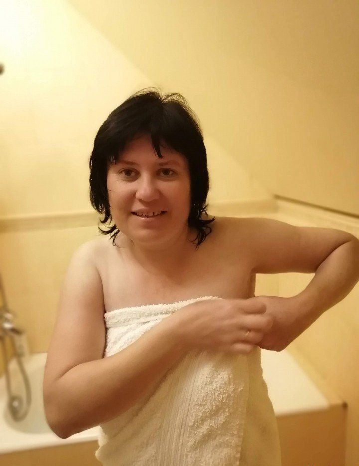 Жена из Казахстана в ванной