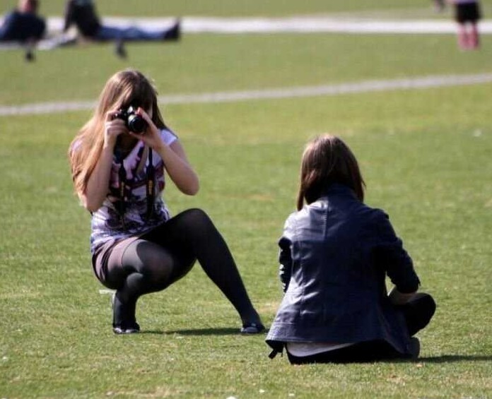 Эрофото: Девушки с фотоаппаратами