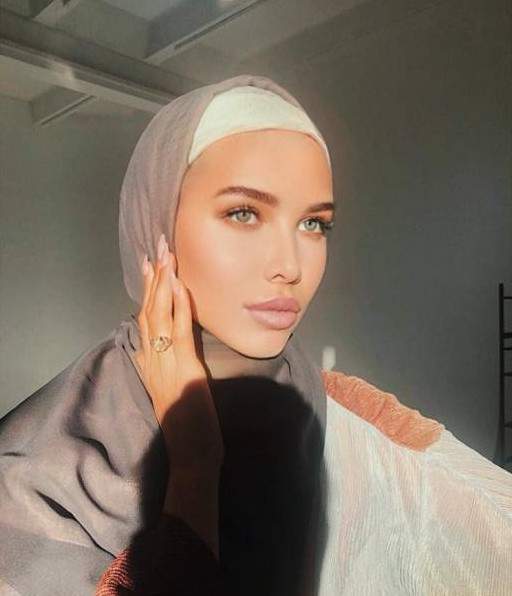 Мусульманские очаровательные женщины модели